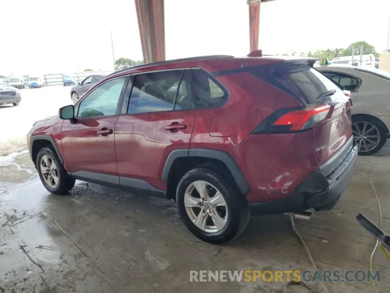 2 fotografías del automóvil dañado 2T3W1RFV9MW145862 TOYOTA RAV4 2021