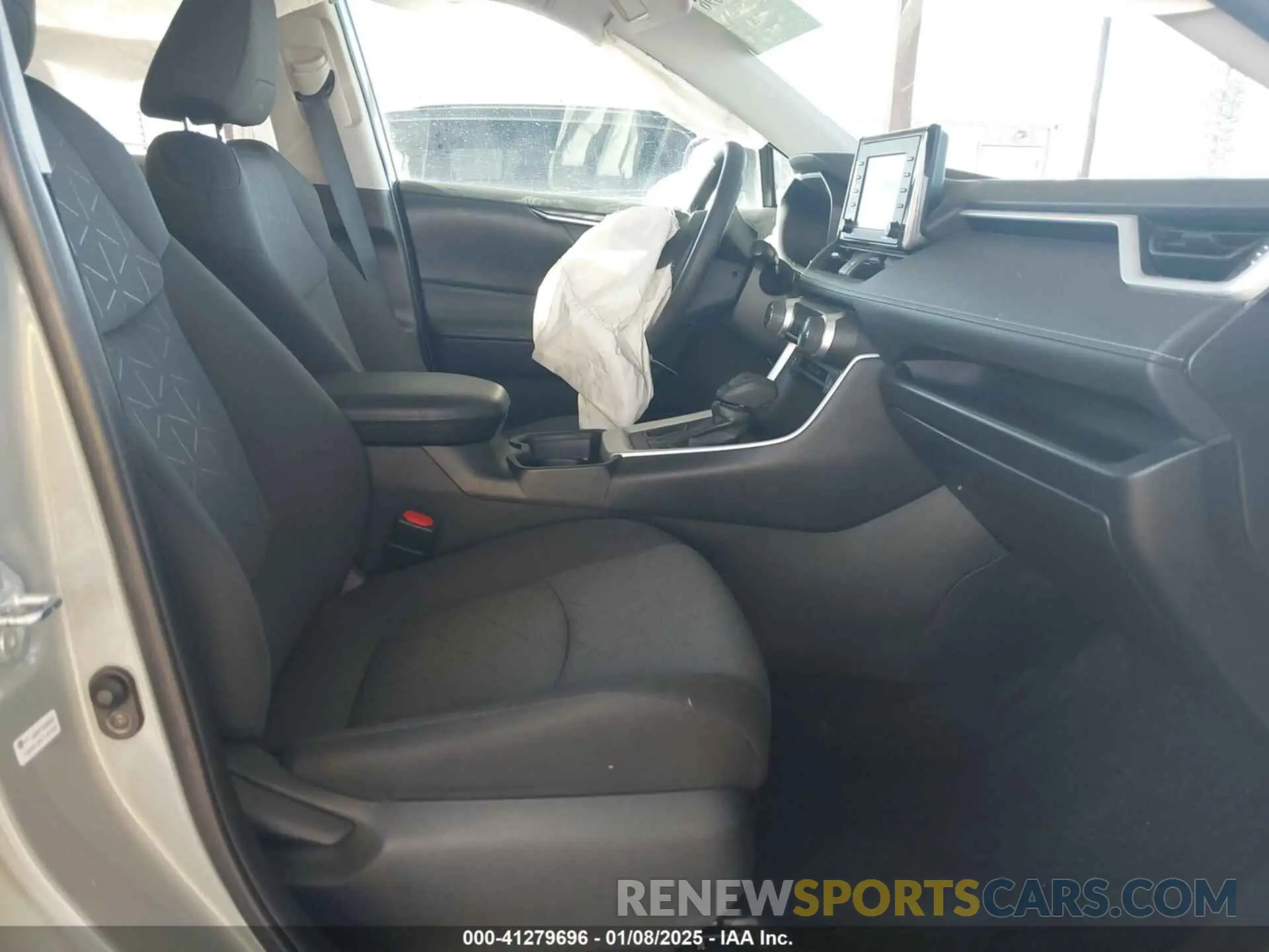 5 fotografías del automóvil dañado 2T3W1RFV9MW162824 TOYOTA RAV4 2021