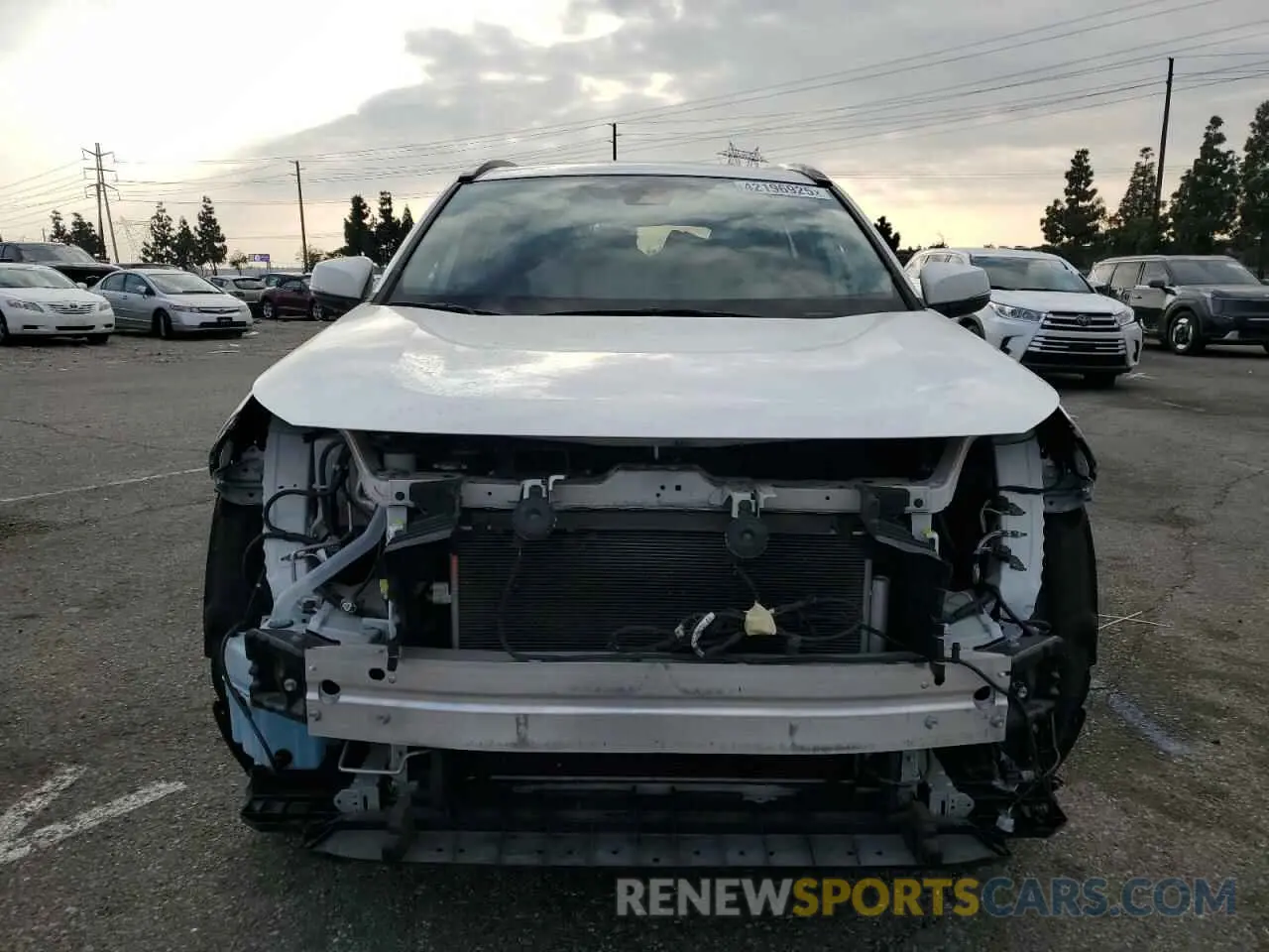 5 fotografías del automóvil dañado 2T3W1RFVXMC111348 TOYOTA RAV4 2021