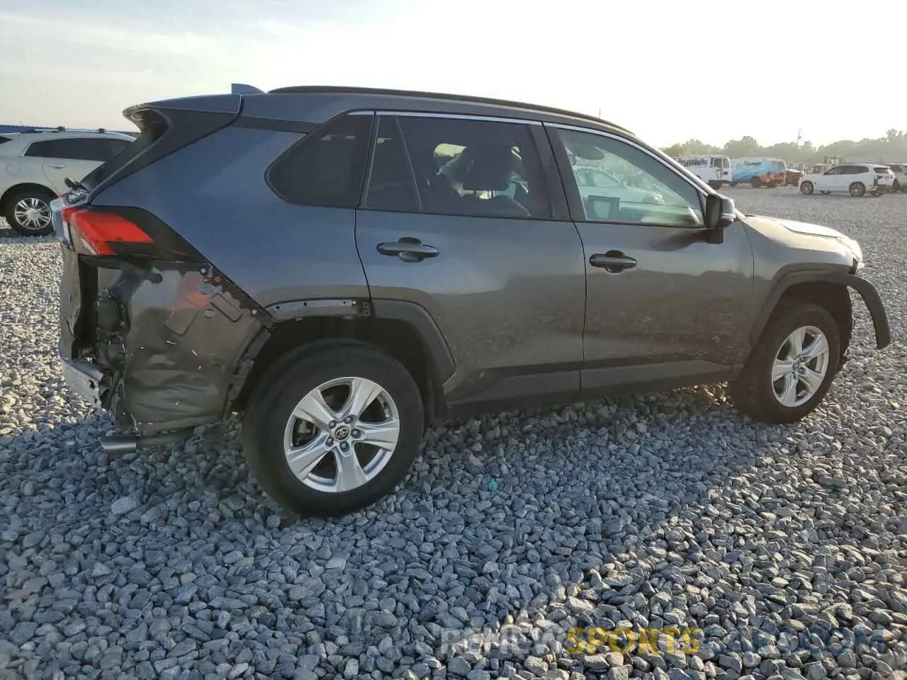 3 fotografías del automóvil dañado 2T3W1RFVXMC125685 TOYOTA RAV4 2021