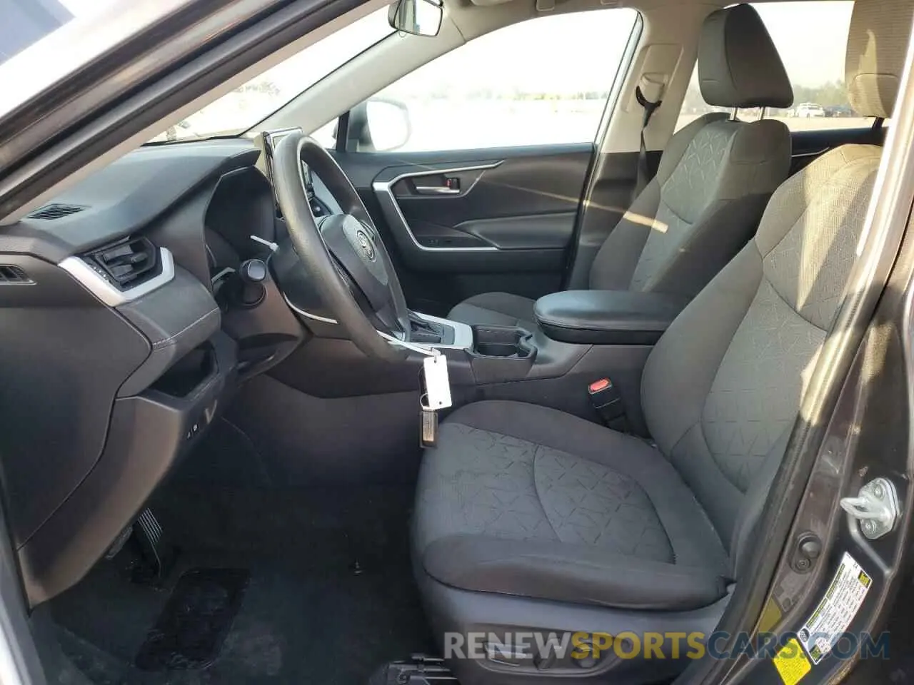 7 fotografías del automóvil dañado 2T3W1RFVXMC125685 TOYOTA RAV4 2021