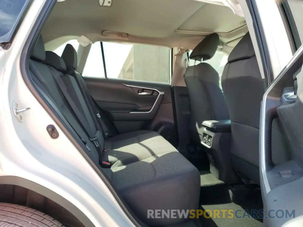 6 fotografías del automóvil dañado 2T3W1RFVXMC154135 TOYOTA RAV4 2021