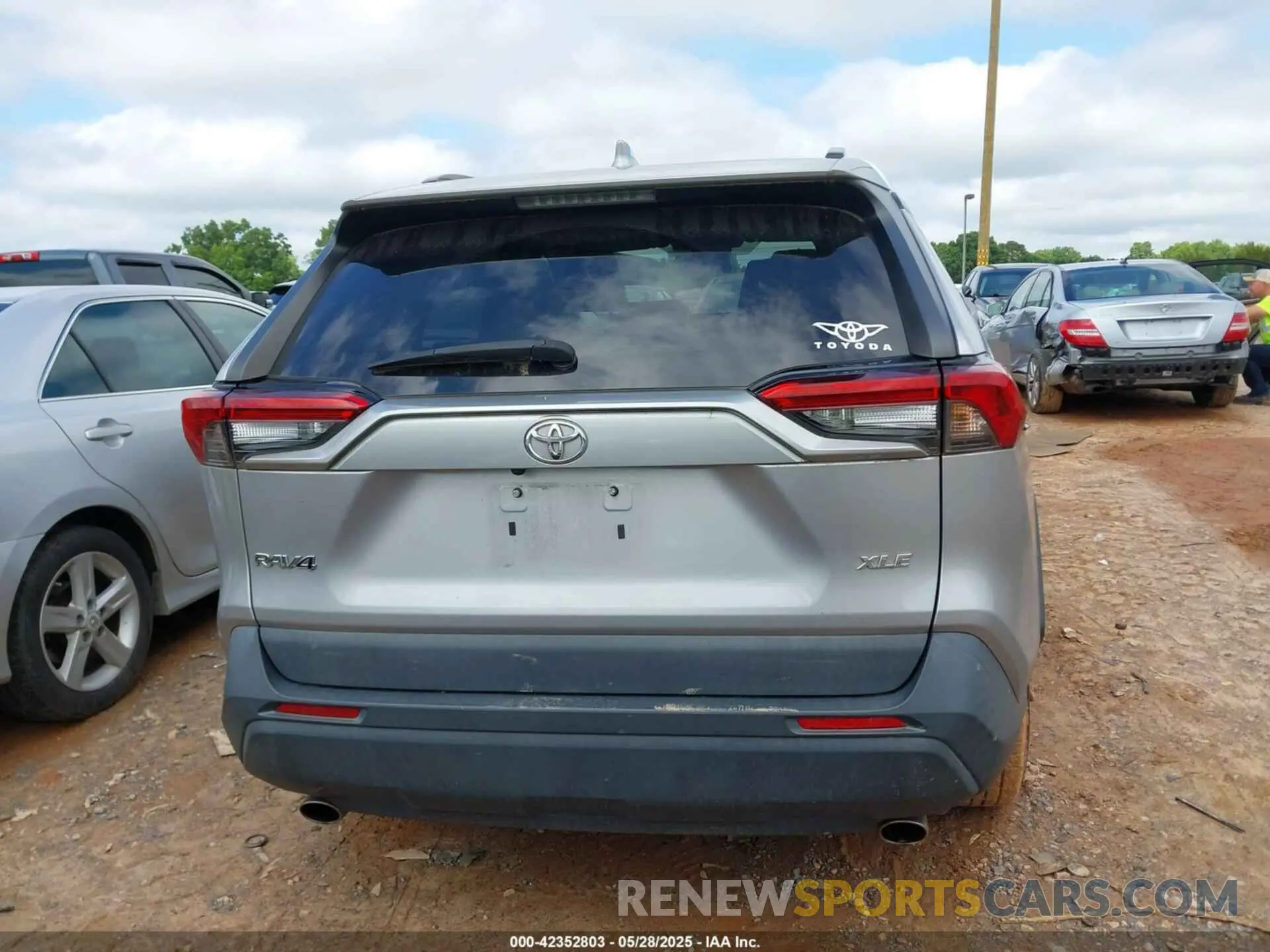16 fotografías del automóvil dañado 2T3W1RFVXMC163899 TOYOTA RAV4 2021