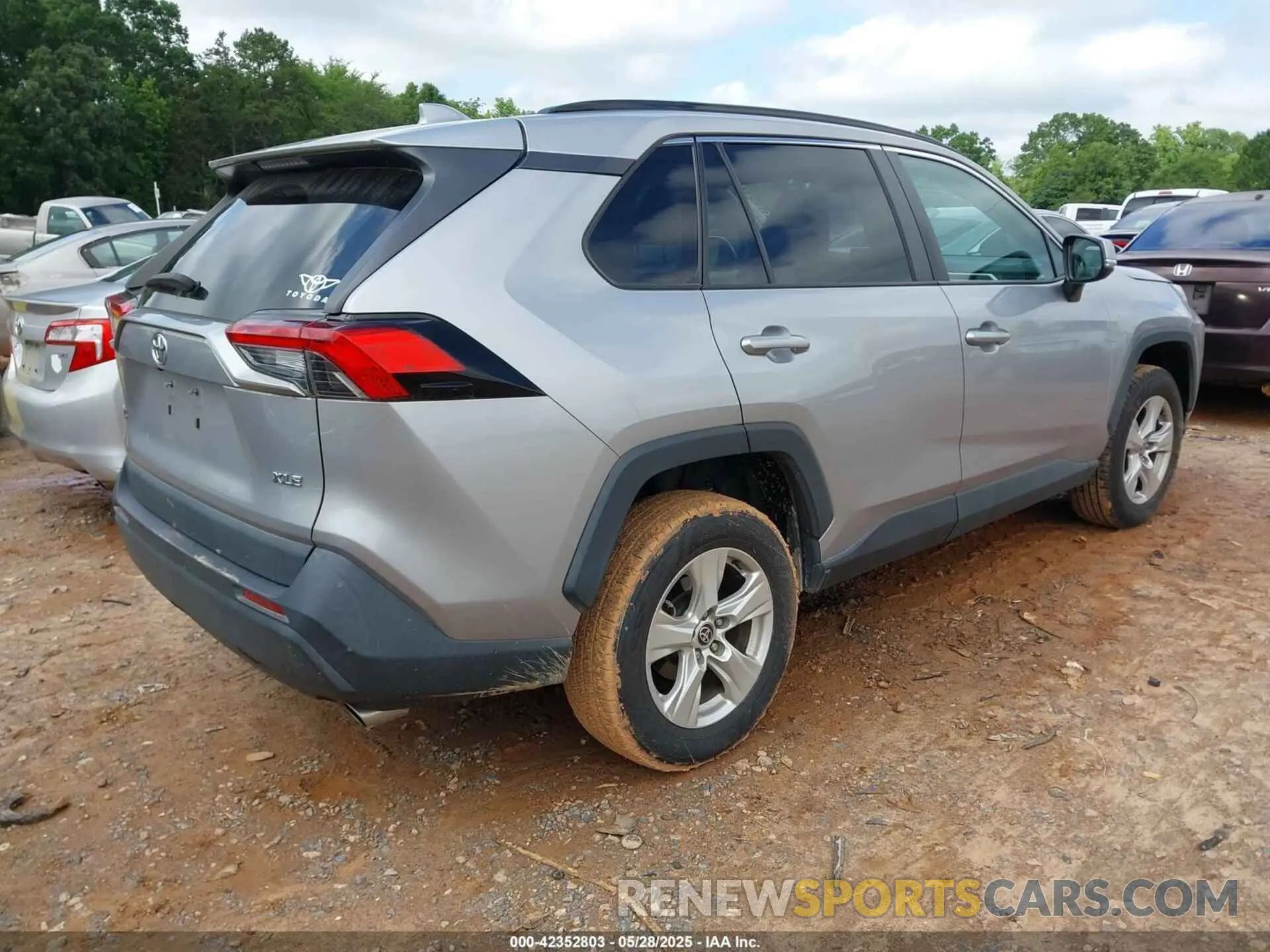 4 fotografías del automóvil dañado 2T3W1RFVXMC163899 TOYOTA RAV4 2021