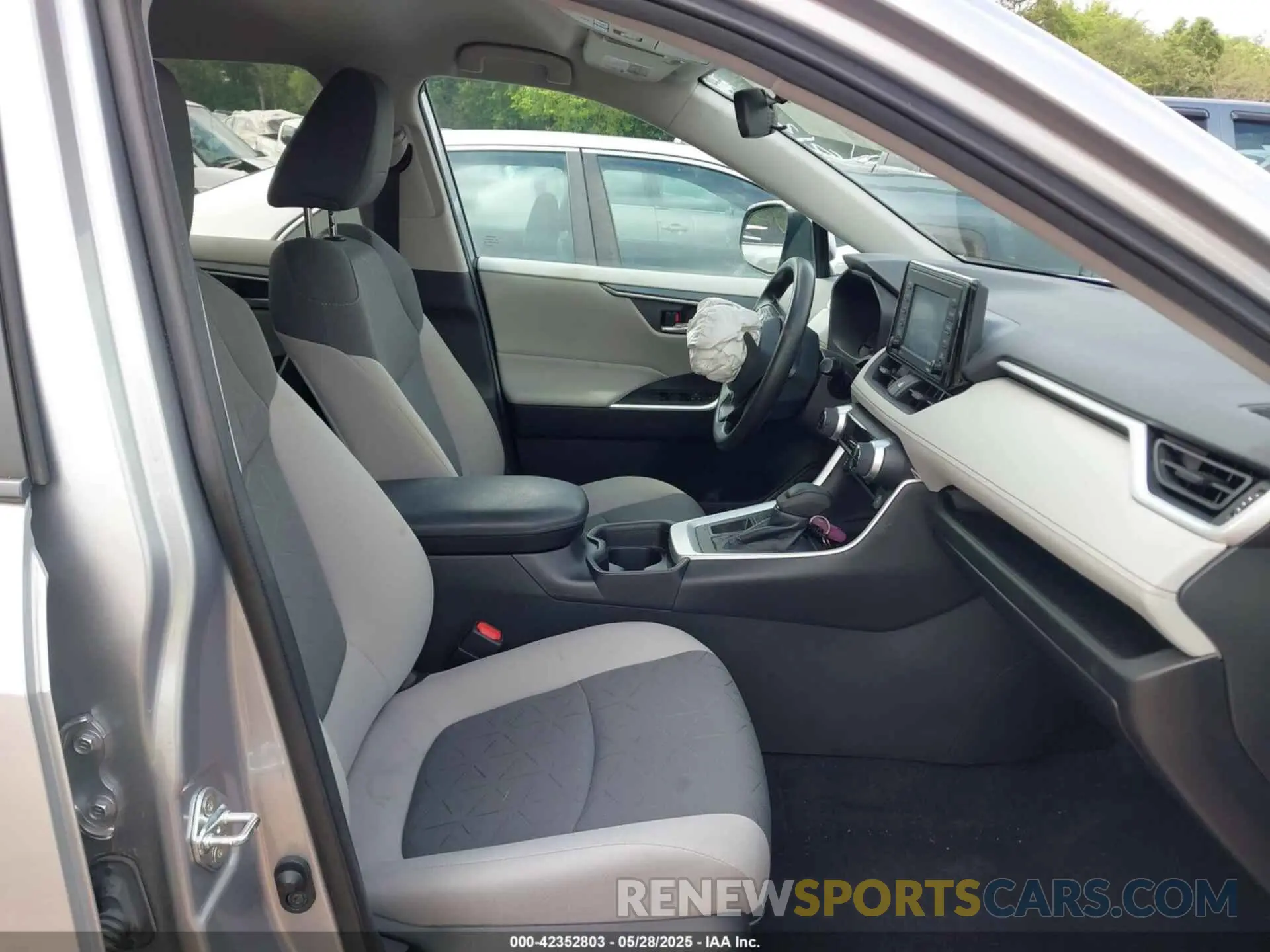 5 fotografías del automóvil dañado 2T3W1RFVXMC163899 TOYOTA RAV4 2021