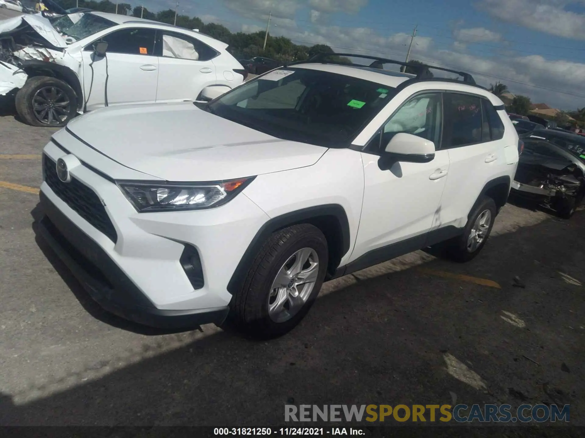2 fotografías del automóvil dañado 2T3W1RFVXMW163660 TOYOTA RAV4 2021