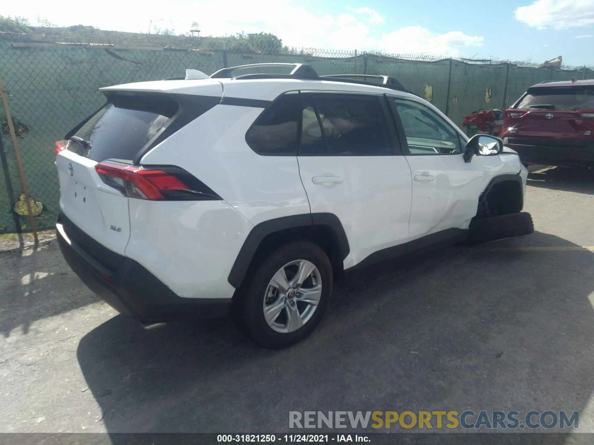 4 fotografías del automóvil dañado 2T3W1RFVXMW163660 TOYOTA RAV4 2021
