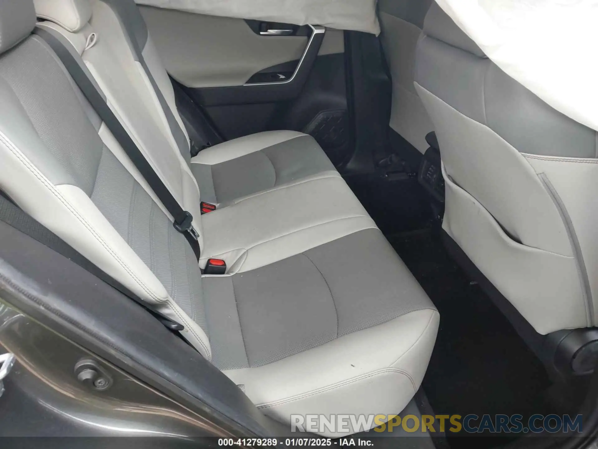 8 fotografías del automóvil dañado 2T3Y1RFV1MC138608 TOYOTA RAV4 2021
