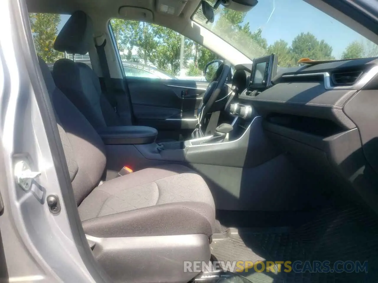 5 fotografías del automóvil dañado 2T3Z1RFV9MC169187 TOYOTA RAV4 2021