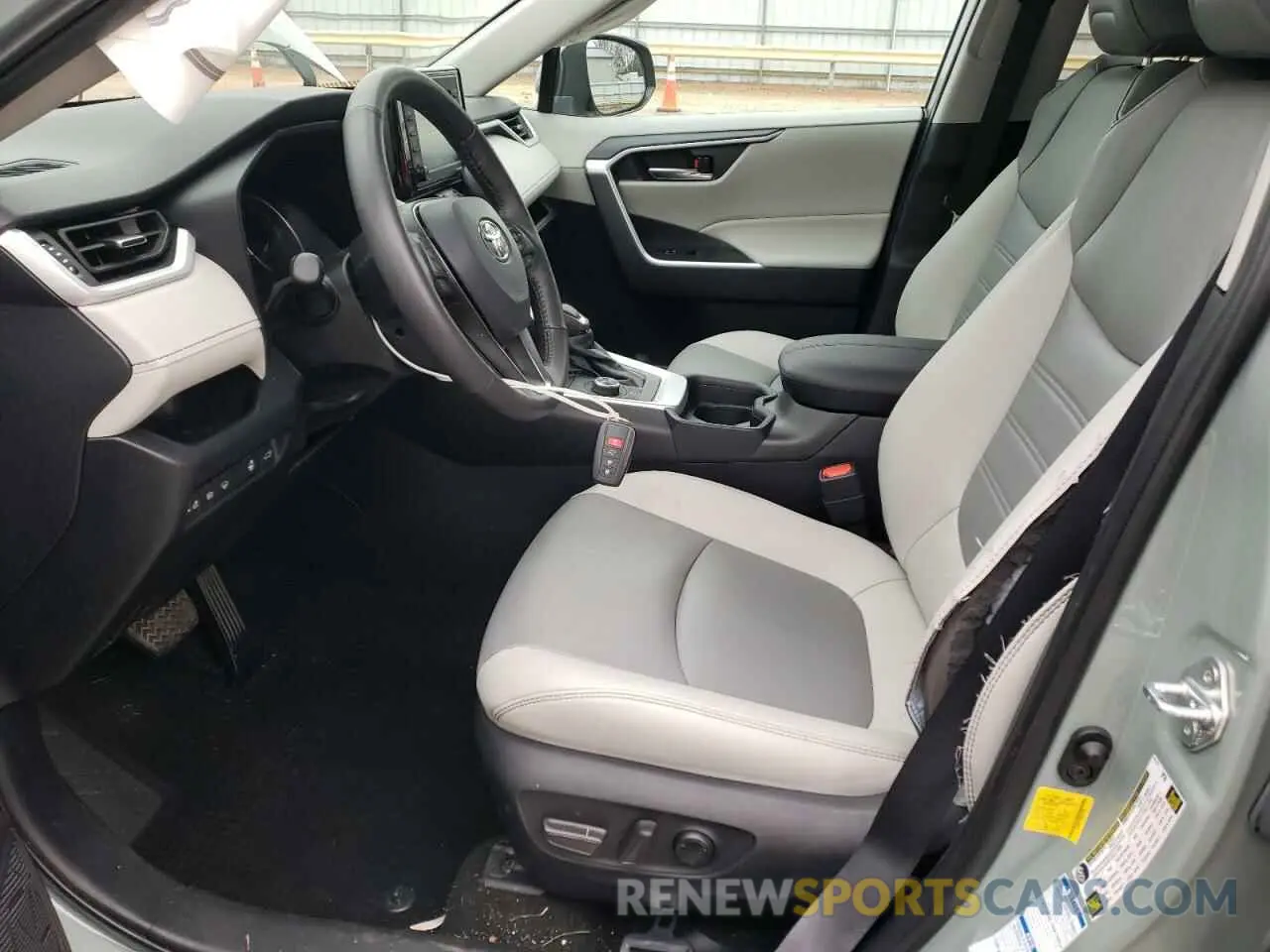 7 fotografías del automóvil dañado 4T3B6RFV3MU041805 TOYOTA RAV4 2021