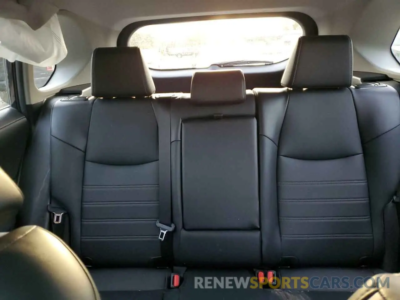 10 fotografías del automóvil dañado 4T3B6RFV5MU030644 TOYOTA RAV4 2021