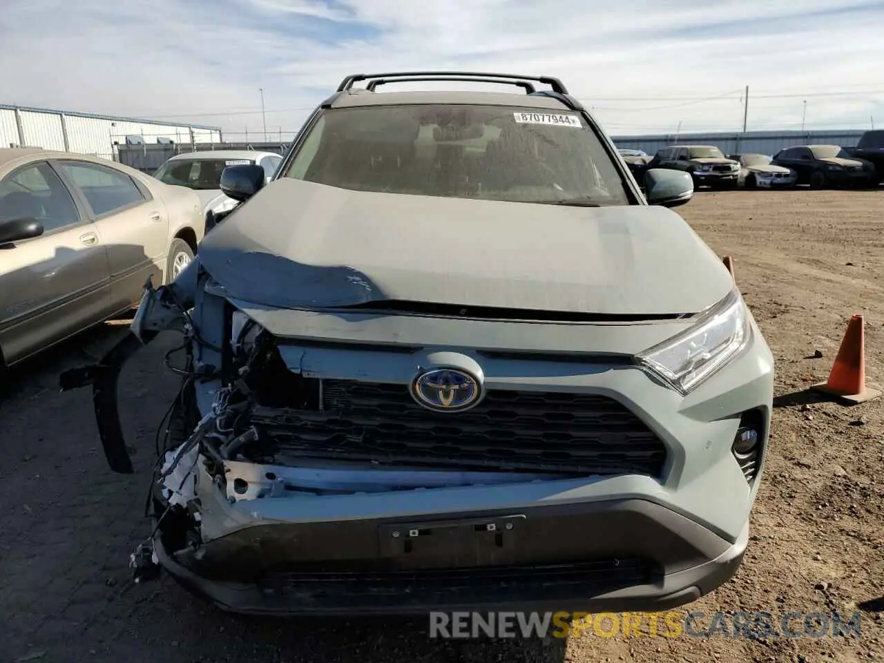 5 fotografías del automóvil dañado 4T3B6RFV6MU014338 TOYOTA RAV4 2021