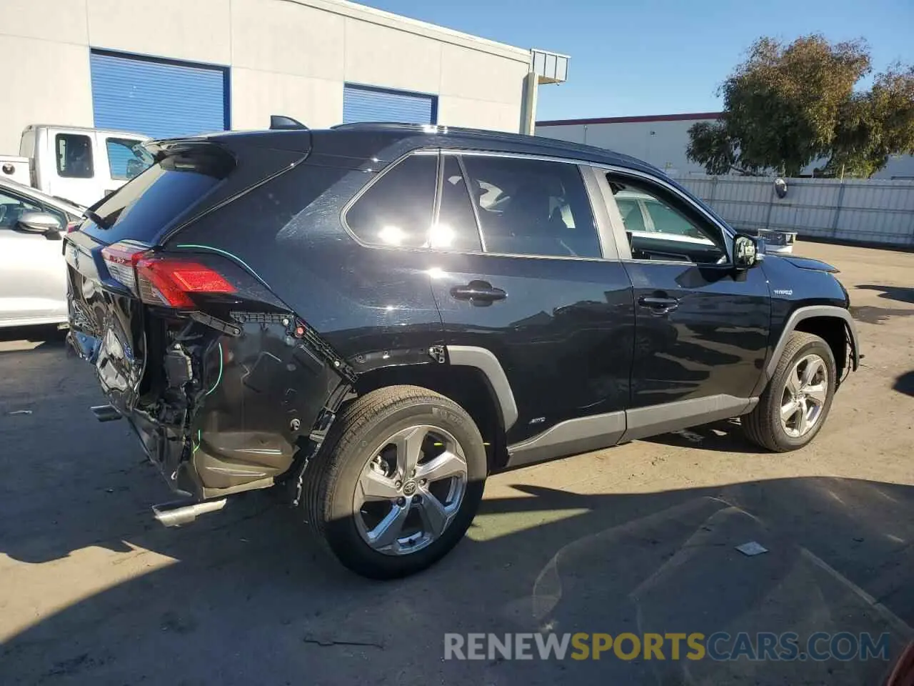 3 fotografías del automóvil dañado 4T3B6RFV7MU036459 TOYOTA RAV4 2021