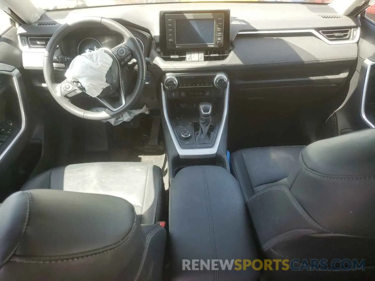 8 fotografías del automóvil dañado 4T3B6RFVXMU032633 TOYOTA RAV4 2021