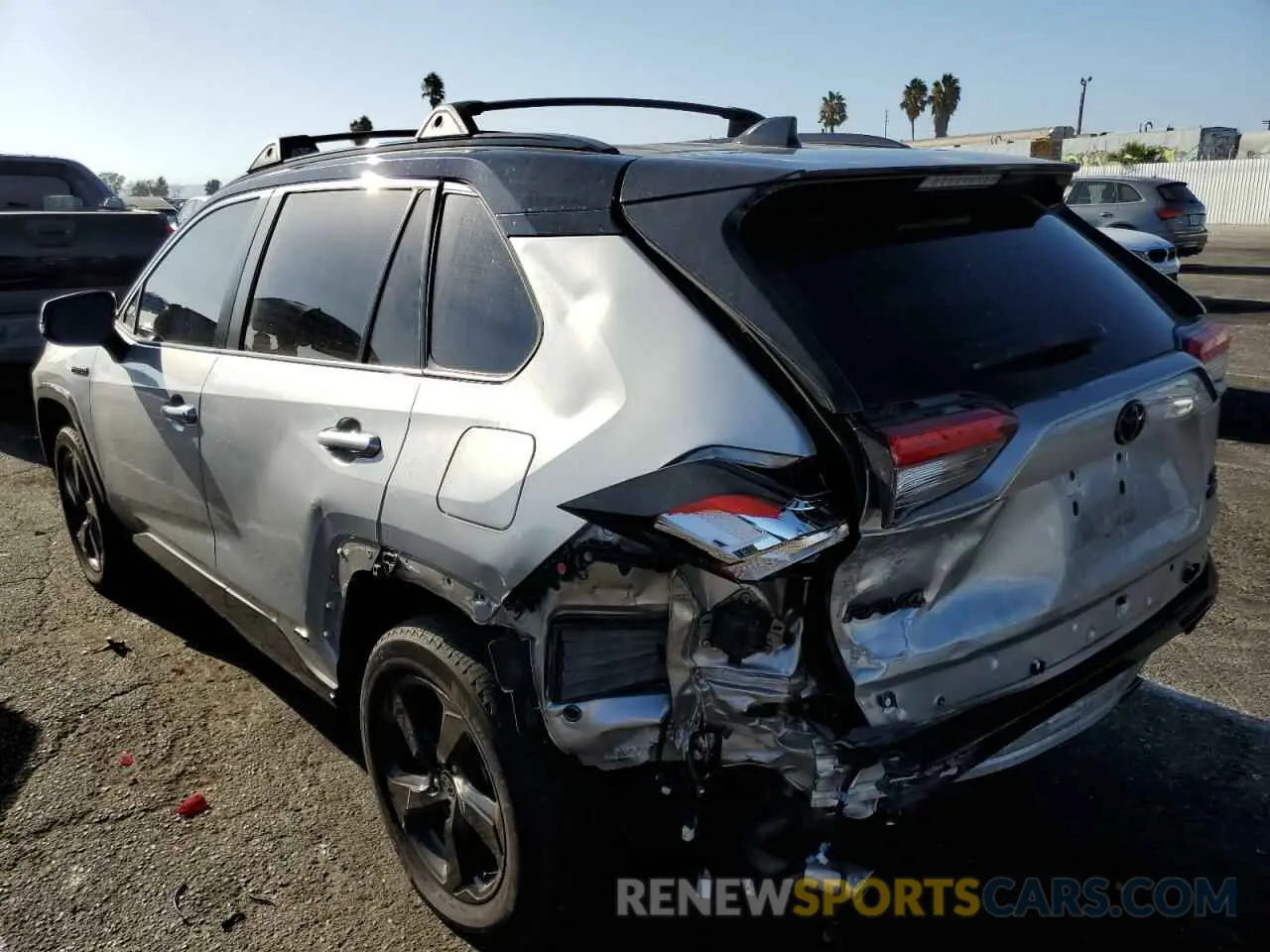 2 fotografías del automóvil dañado 4T3E6RFV0MU059644 TOYOTA RAV4 2021