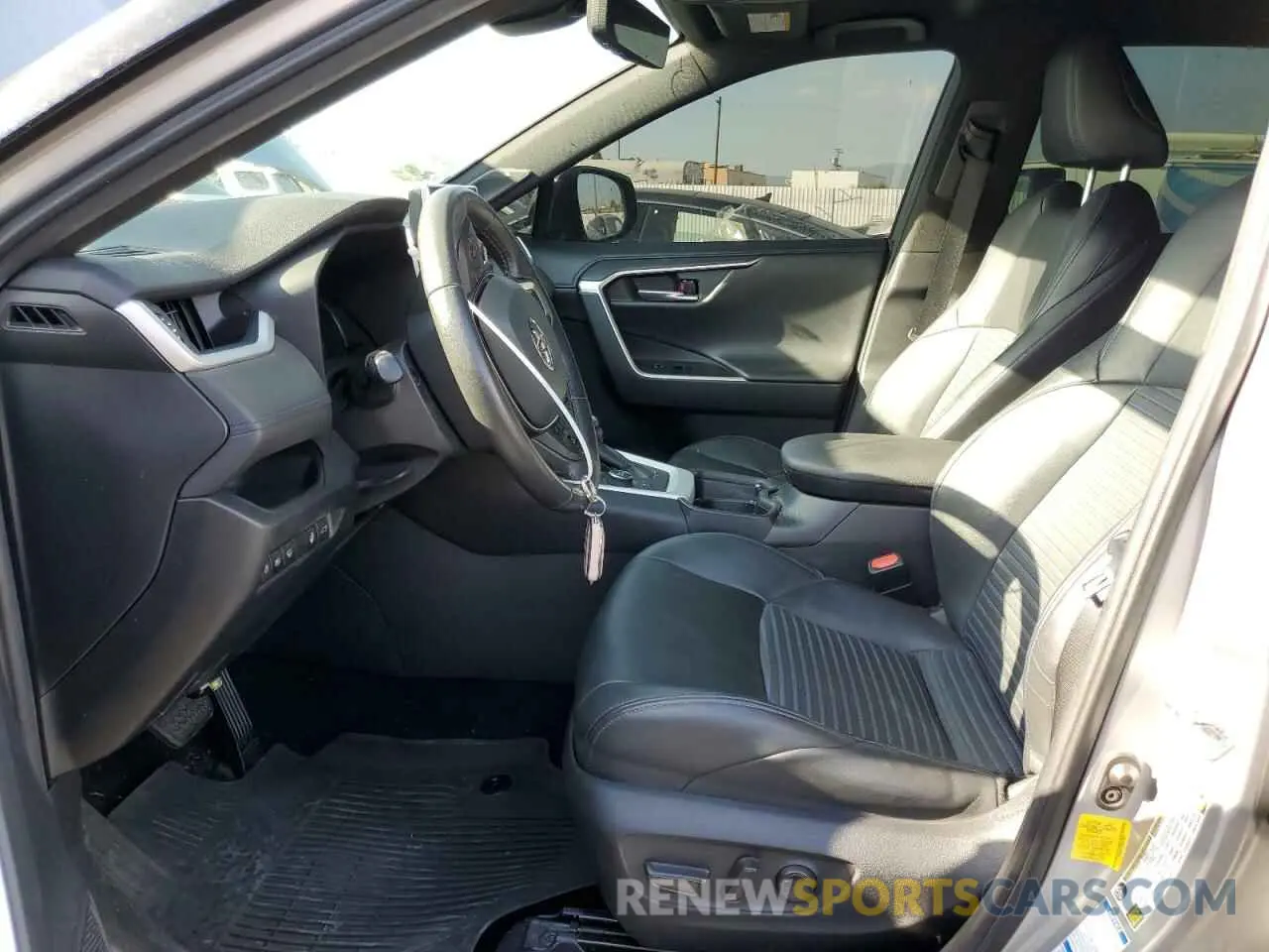 7 fotografías del automóvil dañado 4T3E6RFV0MU059644 TOYOTA RAV4 2021