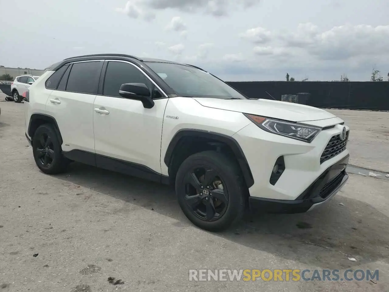 4 fotografías del automóvil dañado 4T3E6RFV7MU051539 TOYOTA RAV4 2021
