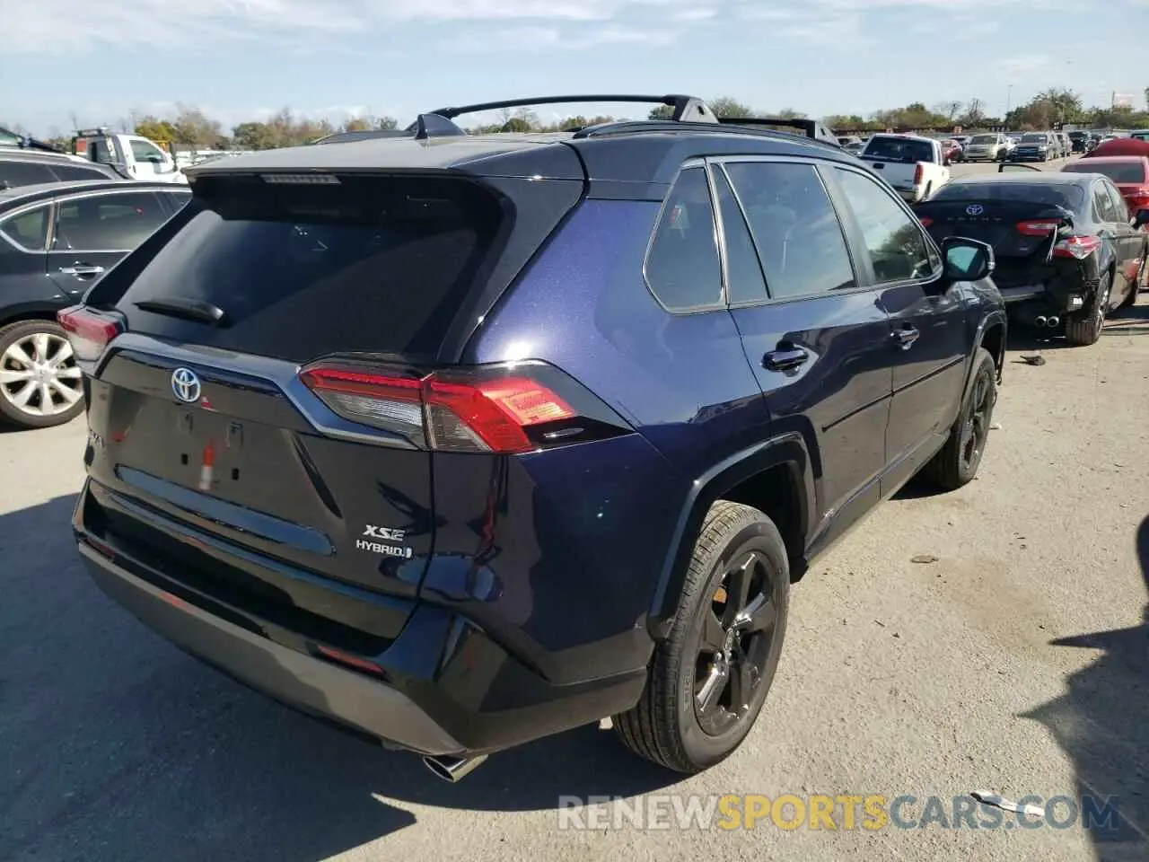 4 fotografías del automóvil dañado 4T3E6RFV8MU040114 TOYOTA RAV4 2021