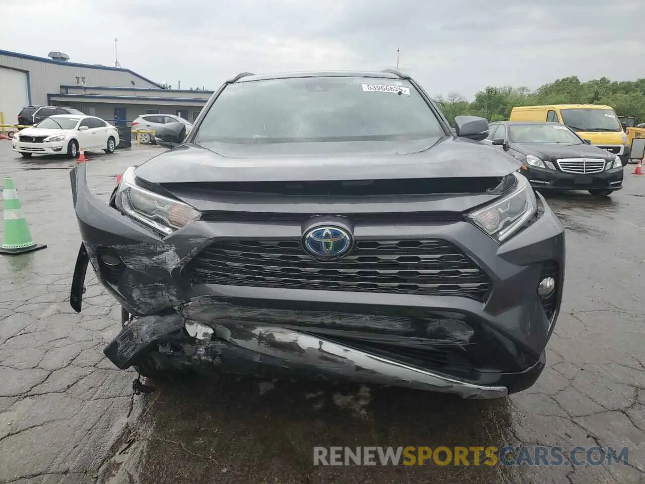 5 fotografías del automóvil dañado 4T3E6RFVXMU032385 TOYOTA RAV4 2021