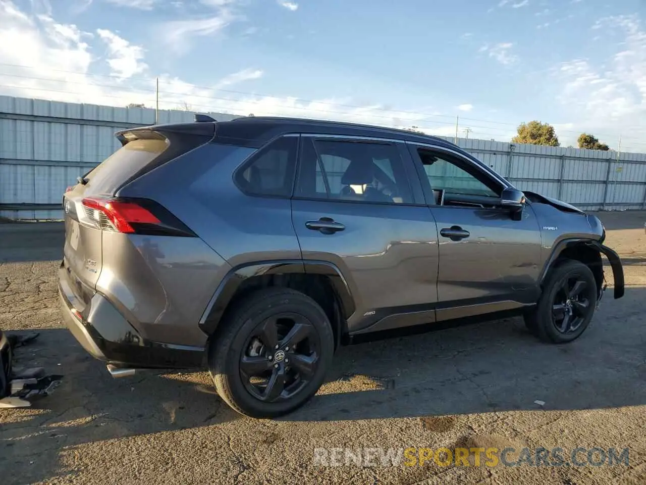 3 fotografías del automóvil dañado 4T3E6RFVXMU034329 TOYOTA RAV4 2021