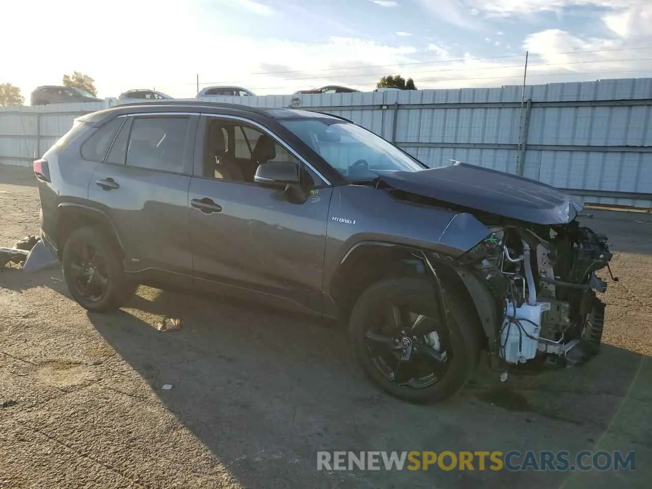 4 fotografías del automóvil dañado 4T3E6RFVXMU034329 TOYOTA RAV4 2021
