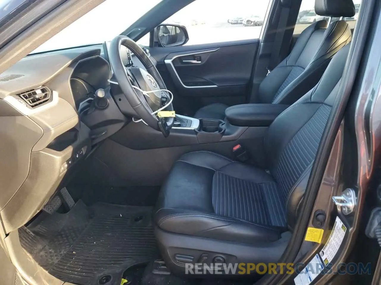 7 fotografías del automóvil dañado 4T3E6RFVXMU034329 TOYOTA RAV4 2021