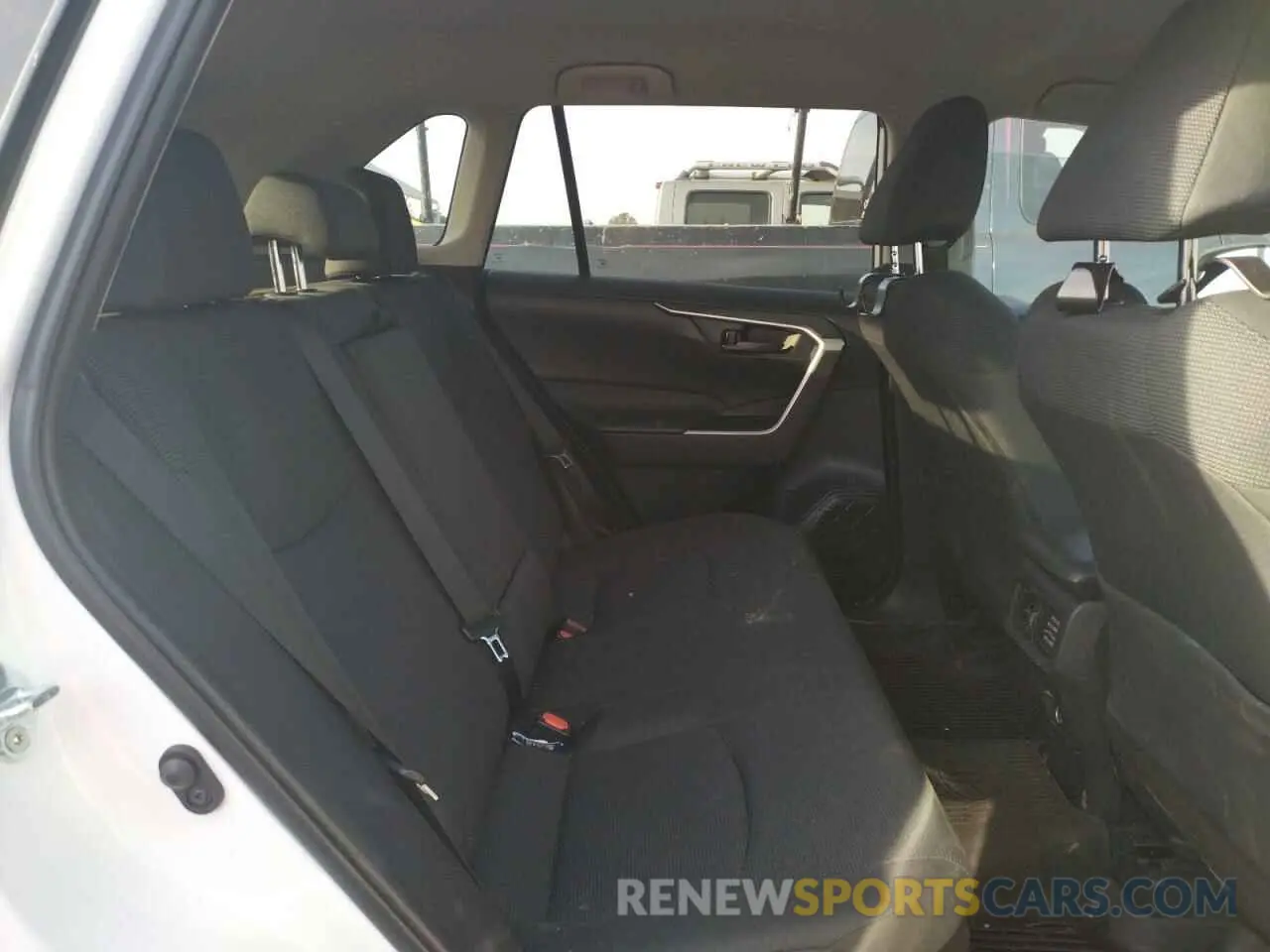 10 fotografías del automóvil dañado 4T3L6RFV5MU022399 TOYOTA RAV4 2021