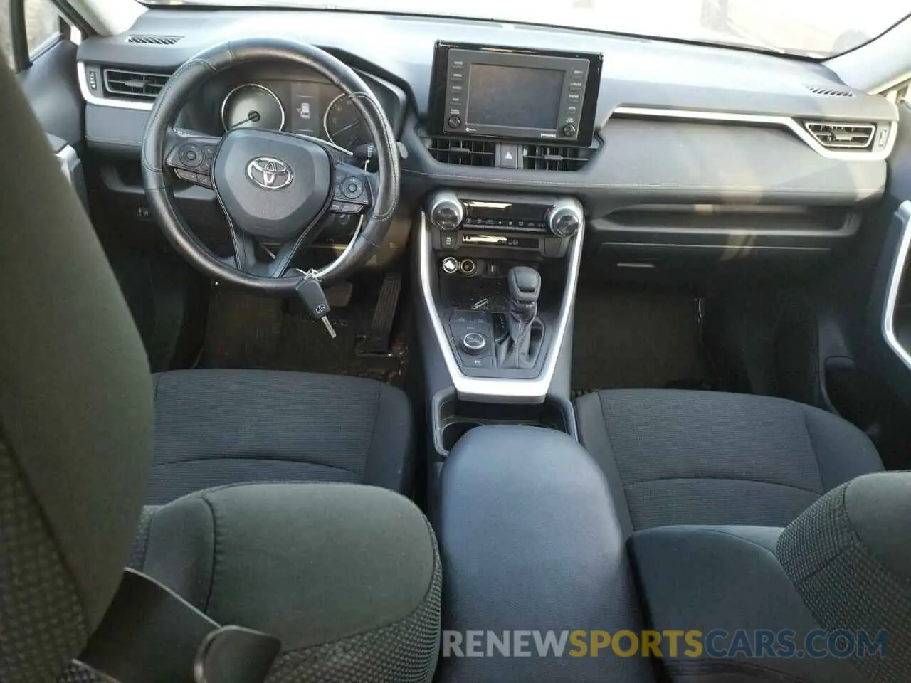 8 fotografías del automóvil dañado 4T3L6RFV5MU022399 TOYOTA RAV4 2021