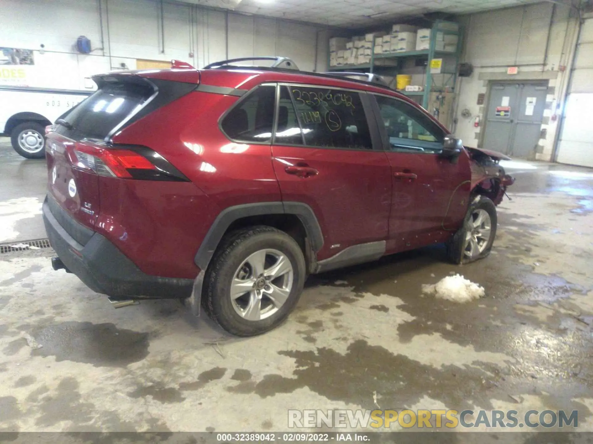 4 fotografías del automóvil dañado 4T3LWRFV2MU018956 TOYOTA RAV4 2021