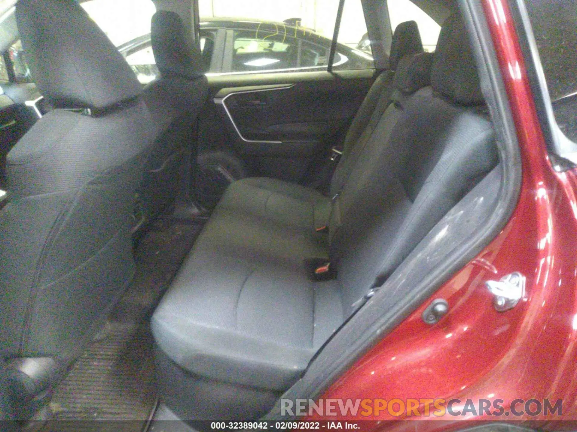 8 fotografías del automóvil dañado 4T3LWRFV2MU018956 TOYOTA RAV4 2021