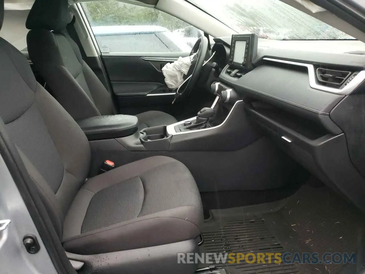 5 fotografías del automóvil dañado 4T3MWRFV1MU038281 TOYOTA RAV4 2021
