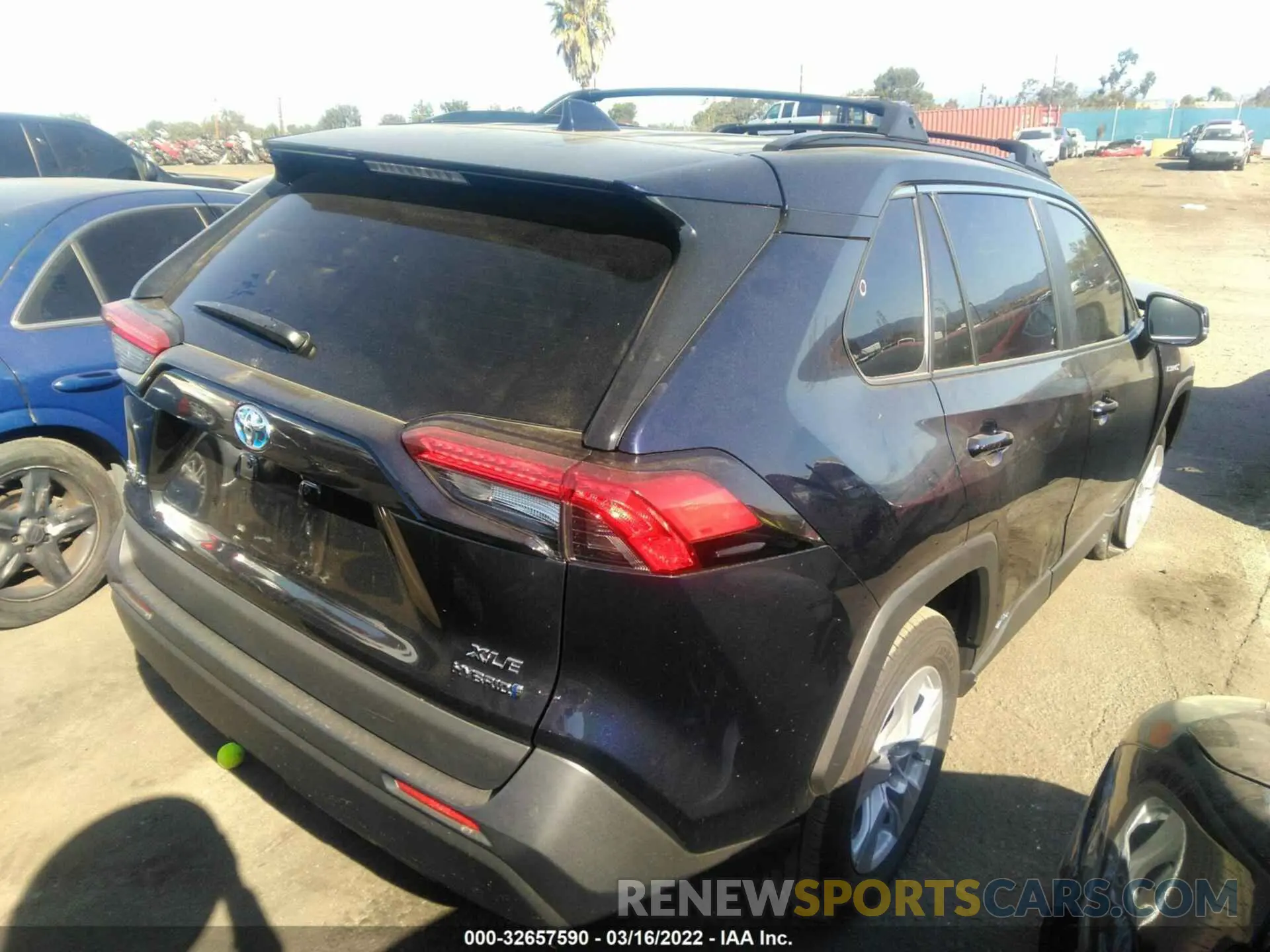 4 fotografías del automóvil dañado 4T3R6RFV2MU028411 TOYOTA RAV4 2021
