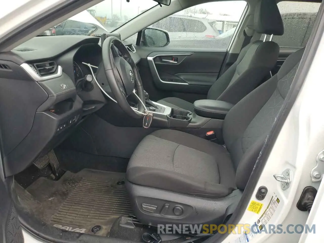 7 fotografías del automóvil dañado 4T3R6RFV4MU014997 TOYOTA RAV4 2021