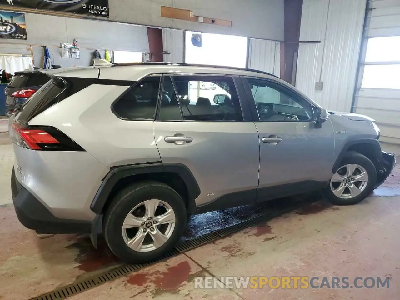 3 fotografías del automóvil dañado 4T3R6RFV7MU006330 TOYOTA RAV4 2021