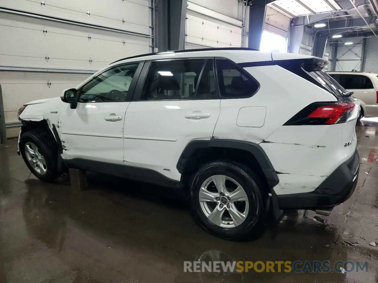 2 fotografías del automóvil dañado 4T3RWRFV4MU036563 TOYOTA RAV4 2021