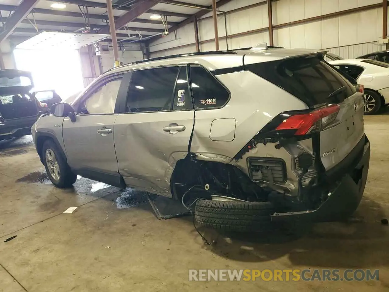 2 fotografías del automóvil dañado 4T3RWRFV5MU046258 TOYOTA RAV4 2021