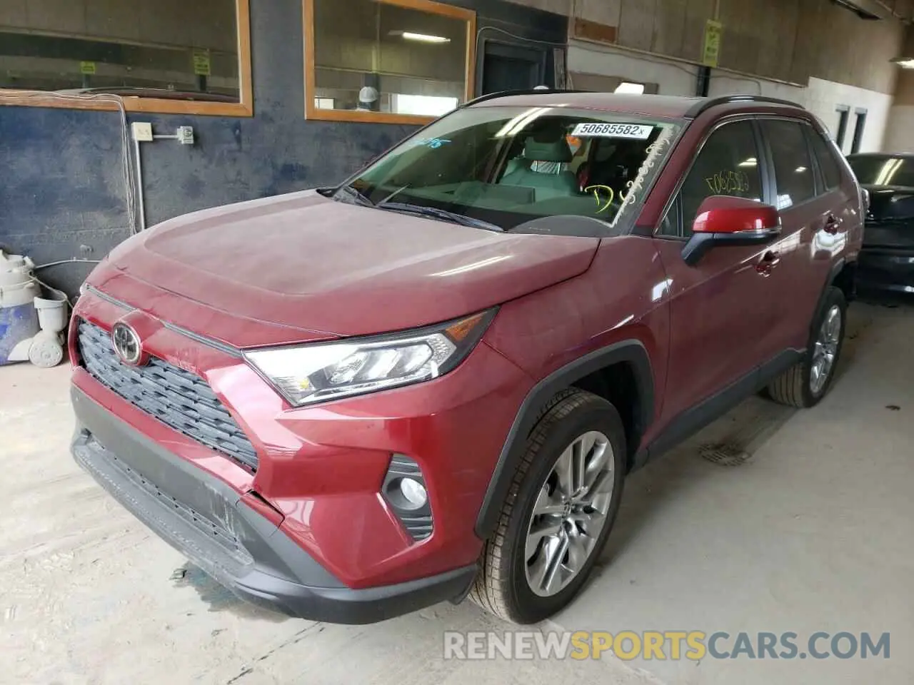2 fotografías del automóvil dañado JTMA1RFV2MD070381 TOYOTA RAV4 2021