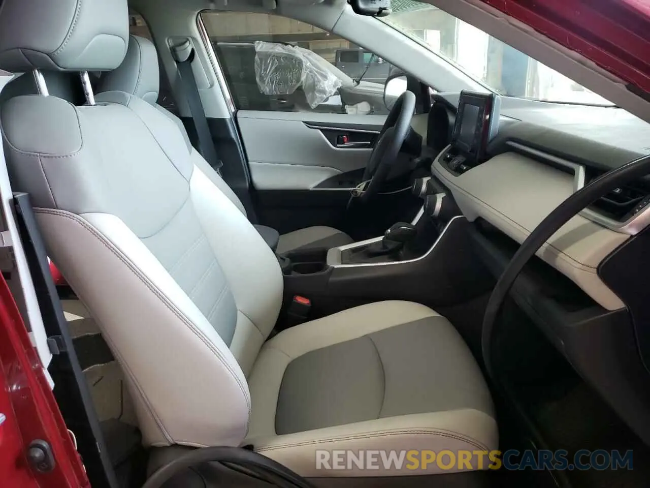 5 fotografías del automóvil dañado JTMA1RFV2MD070381 TOYOTA RAV4 2021