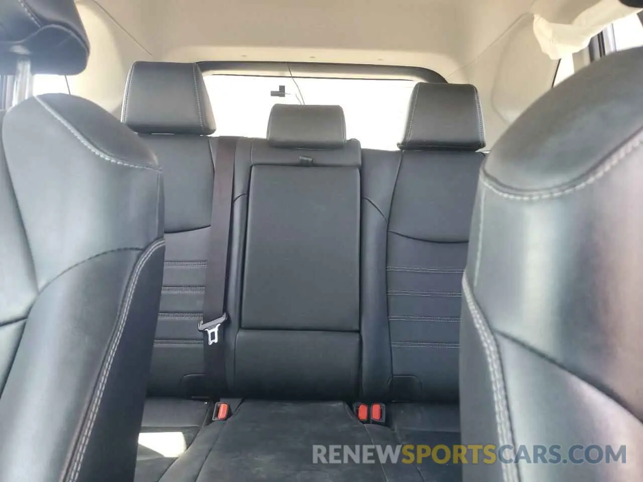 10 fotografías del automóvil dañado JTMA1RFV2MD077864 TOYOTA RAV4 2021