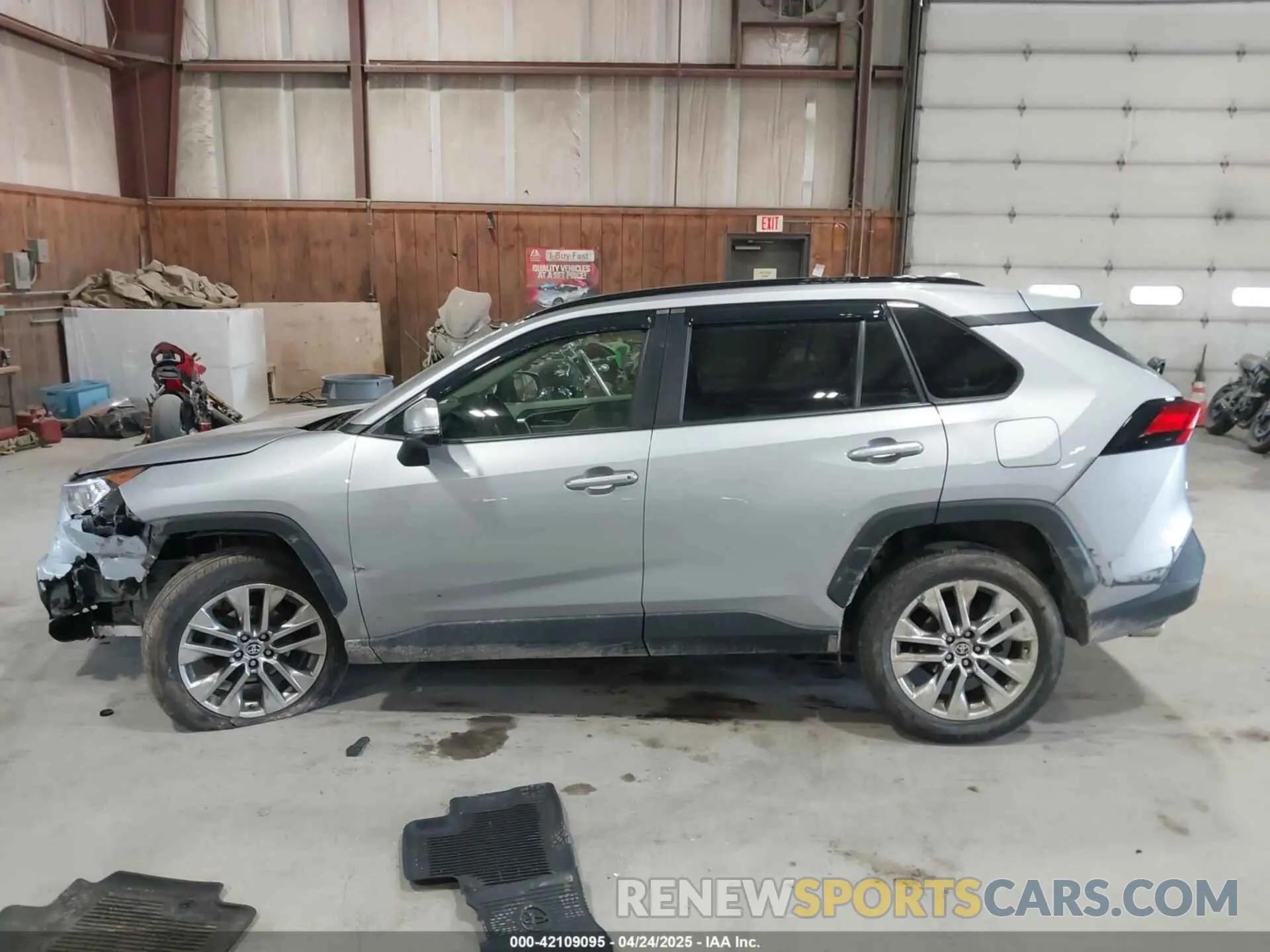 13 fotografías del automóvil dañado JTMA1RFV3MD075296 TOYOTA RAV4 2021
