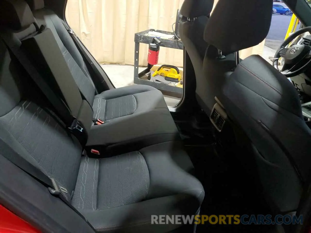 11 fotografías del automóvil dañado JTMAB3FV2MD046561 TOYOTA RAV4 2021