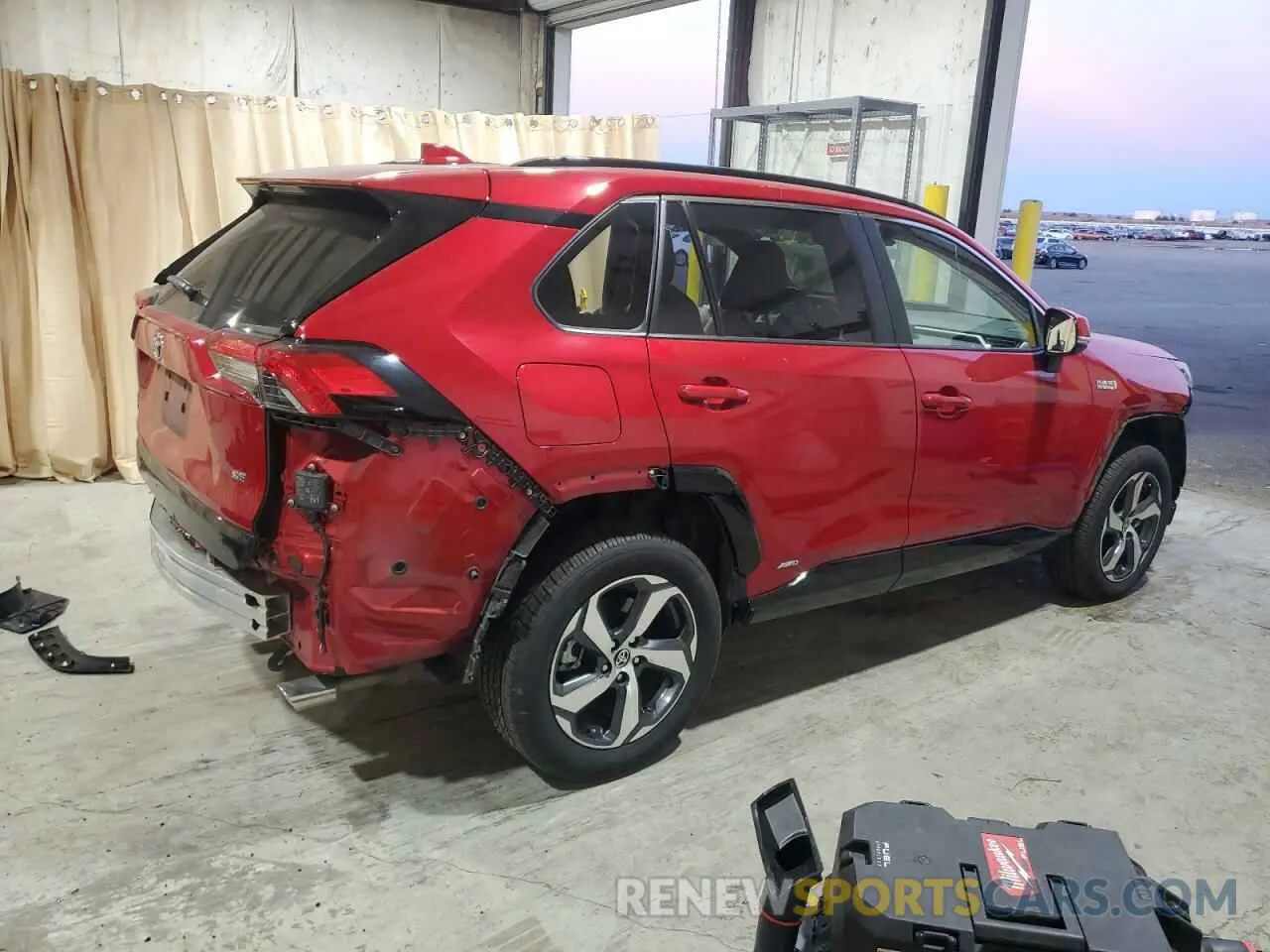 3 fotografías del automóvil dañado JTMAB3FV2MD046561 TOYOTA RAV4 2021