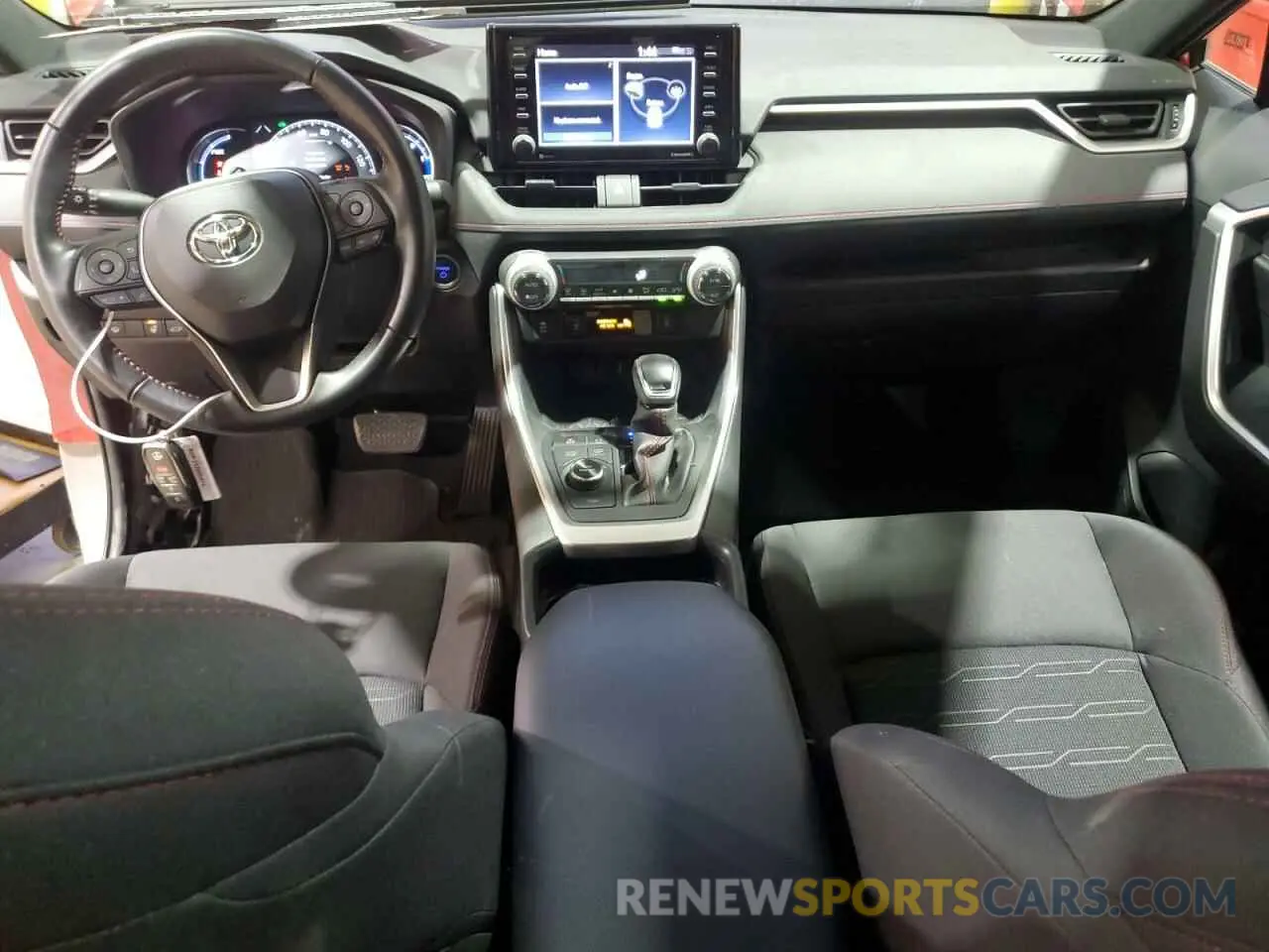 8 fotografías del automóvil dañado JTMAB3FV2MD046561 TOYOTA RAV4 2021