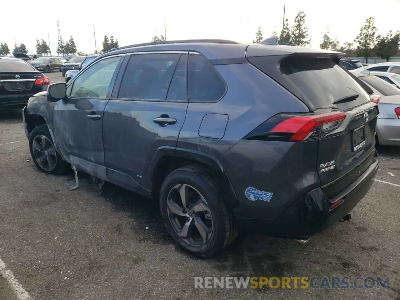 2 fotografías del automóvil dañado JTMAB3FV7MD016763 TOYOTA RAV4 2021