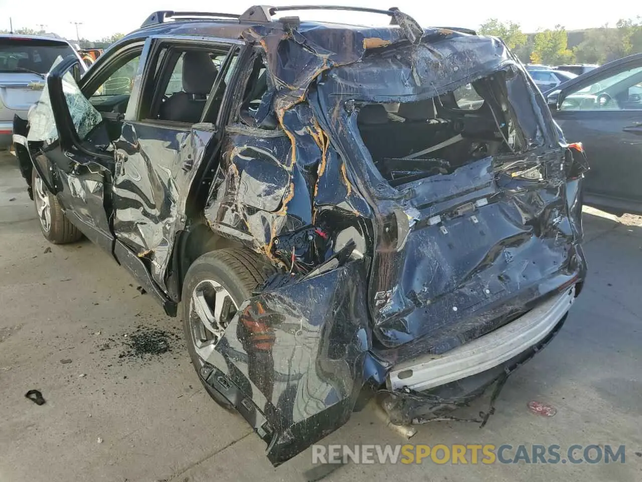 3 fotografías del automóvil dañado JTMAB3FV9MD061820 TOYOTA RAV4 2021