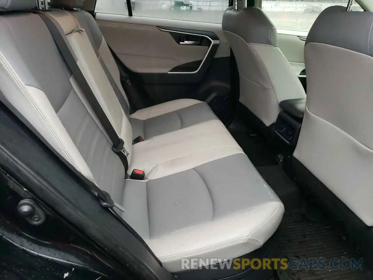11 fotografías del automóvil dañado JTMB6RFV8MD038492 TOYOTA RAV4 2021