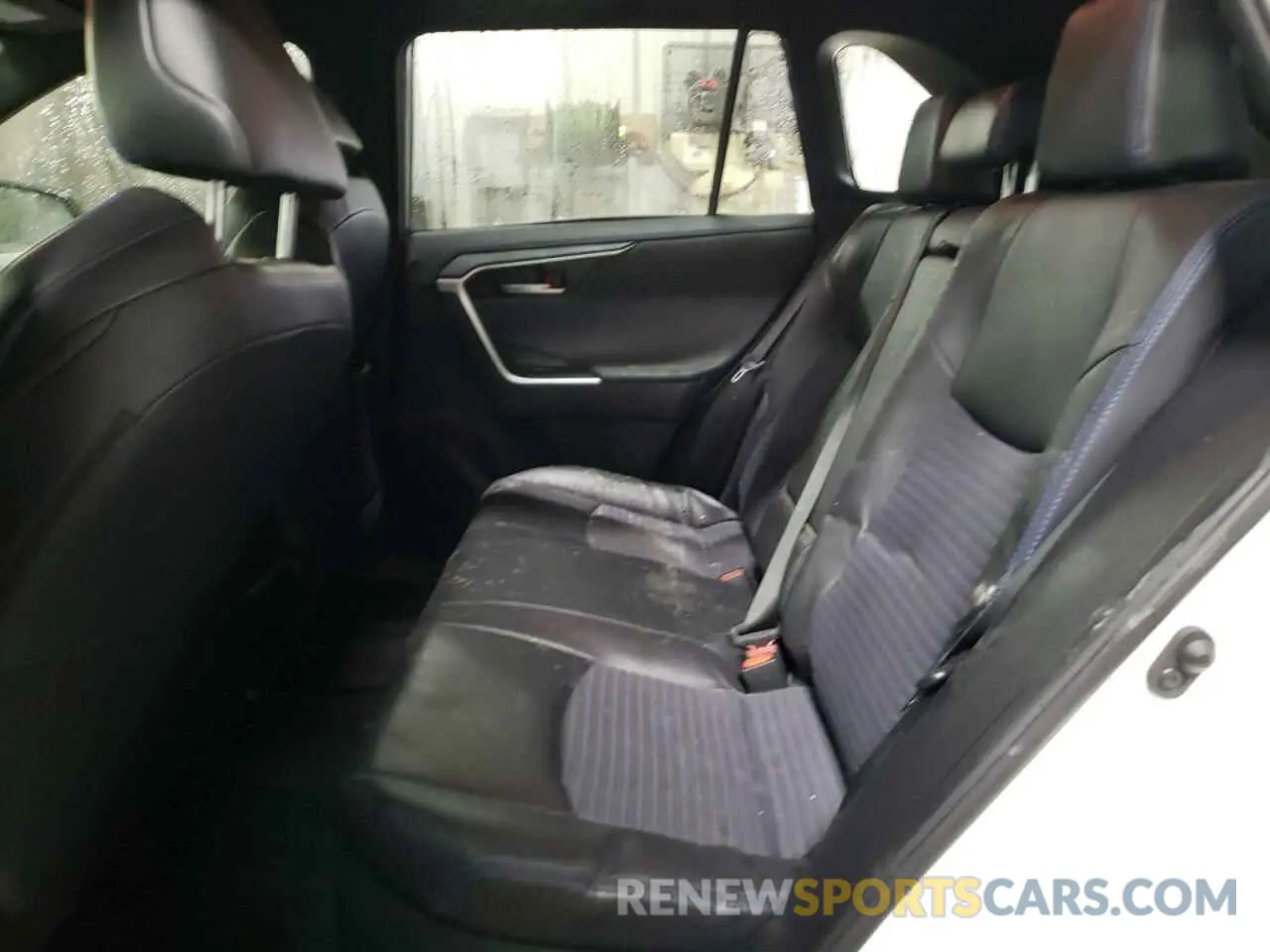 10 fotografías del automóvil dañado JTME6RFV2MJ010167 TOYOTA RAV4 2021