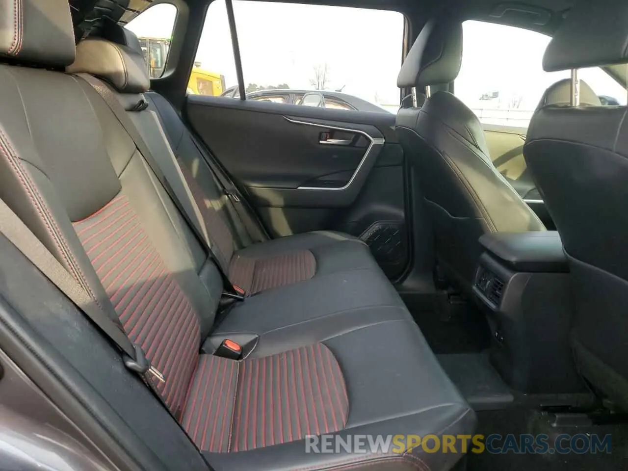 11 fotografías del automóvil dañado JTMEB3FVXMD023420 TOYOTA RAV4 2021