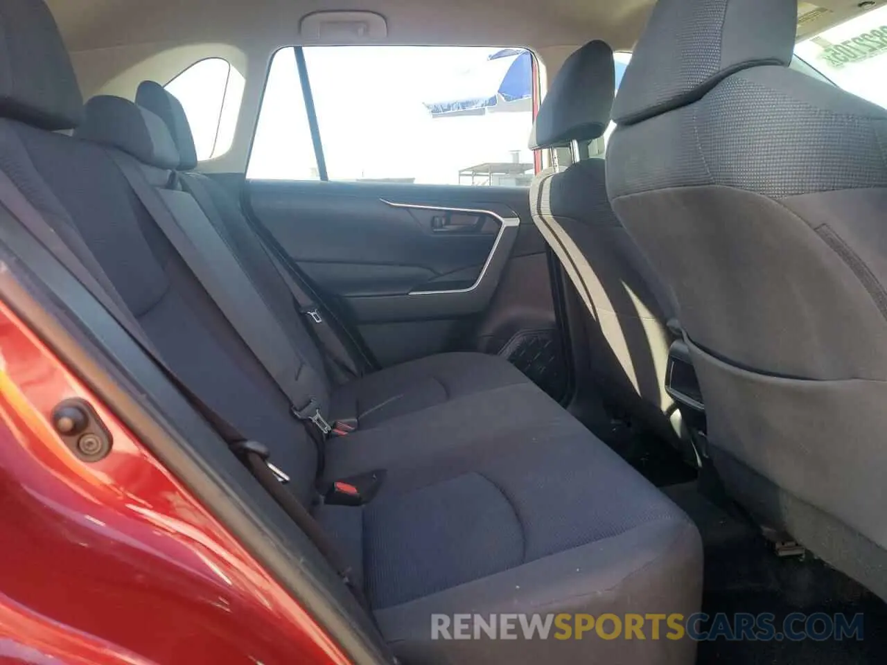 12 fotografías del automóvil dañado JTMF1RFV4MD072705 TOYOTA RAV4 2021