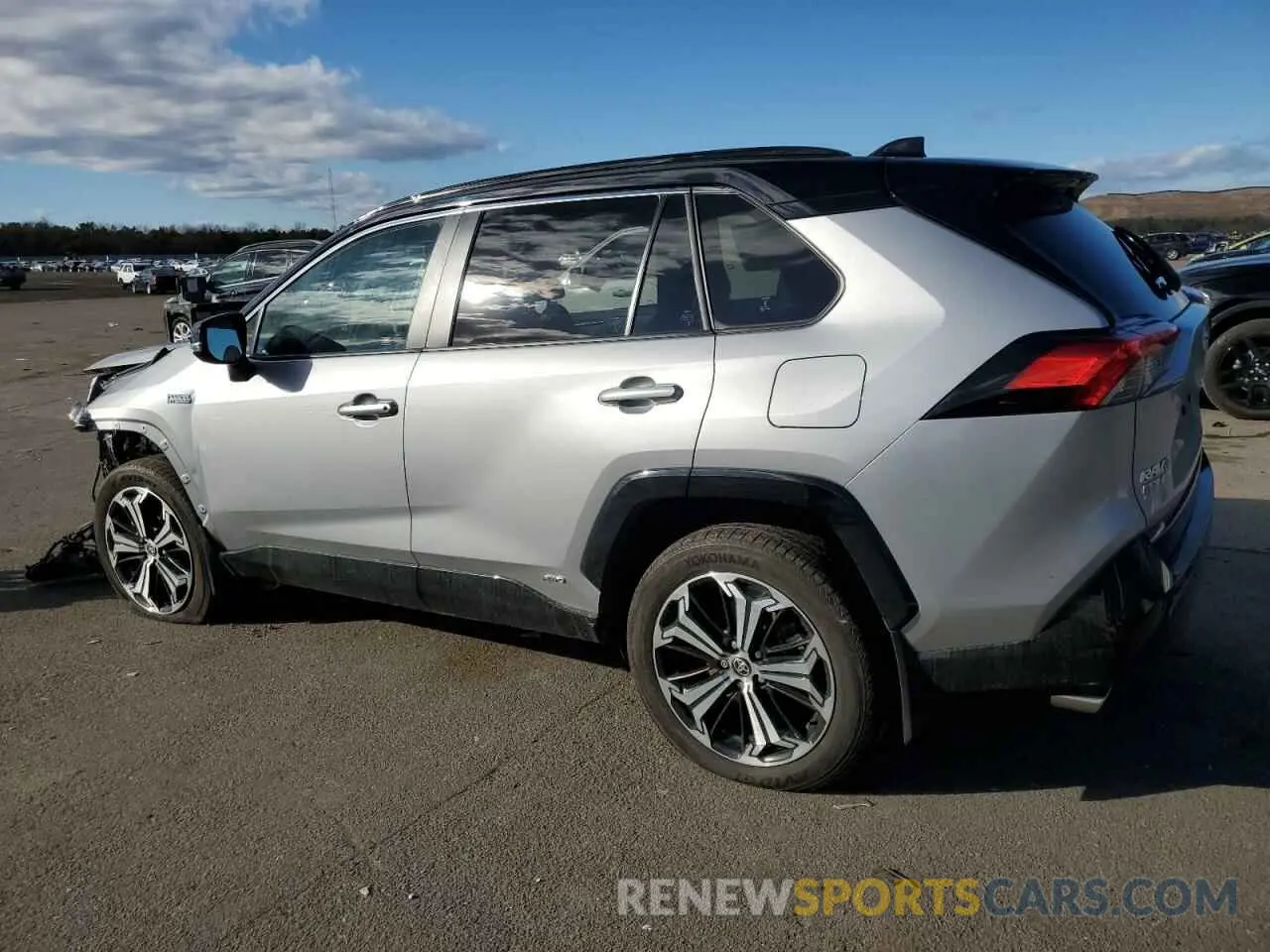 2 fotografías del automóvil dañado JTMFB3FV2MD015932 TOYOTA RAV4 2021